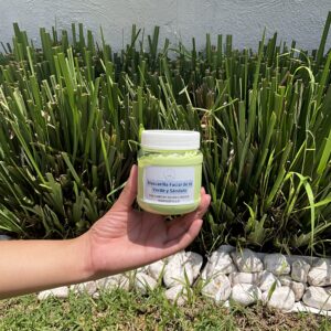 Mascarilla de té verde y sándalo